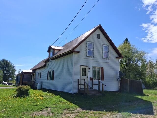 Property Photo:  649 North Road  ME 04765 