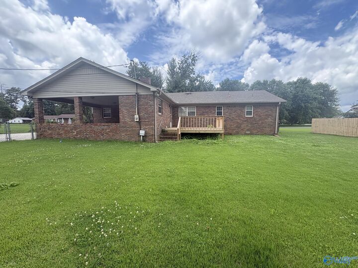 Property Photo:  902 Jackson Drive  AL 35611 