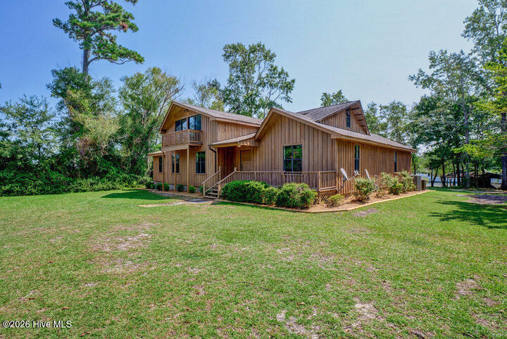 Property Photo:  206 Long Leaf Road  NC 28460 