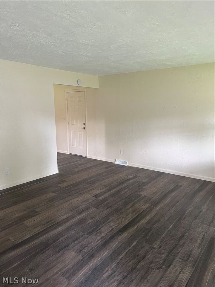Property Photo:  3533 Wyandot Lane  OH 44502 