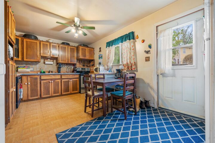 Property Photo:  50 High Street  NS B0K 1X1 