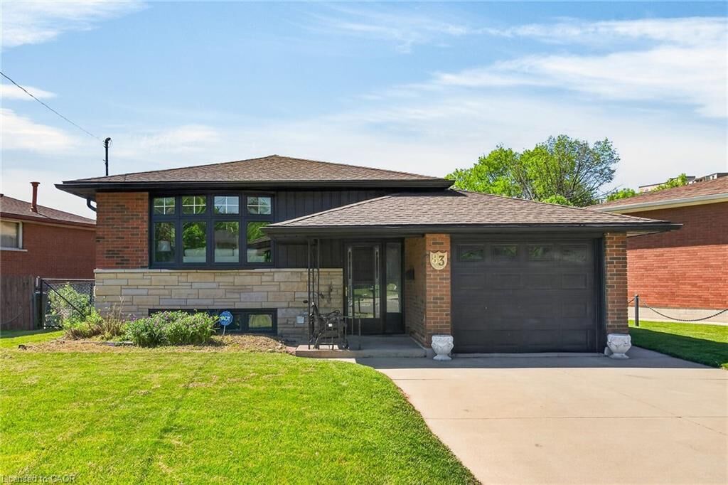 Property Photo: 83 Riverdale Drive ON L8E 1K2