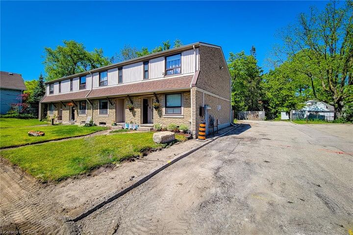 Property Photo: 280 Thaler Avenue 39 ON N2A 1R6