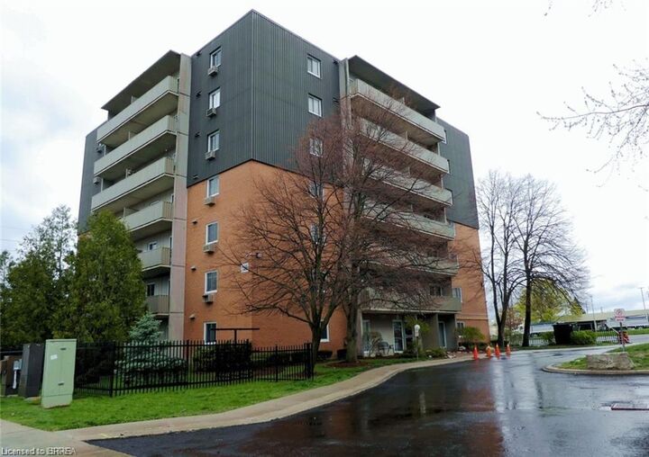 1100 Jalna Boulevard 304 — photo 1