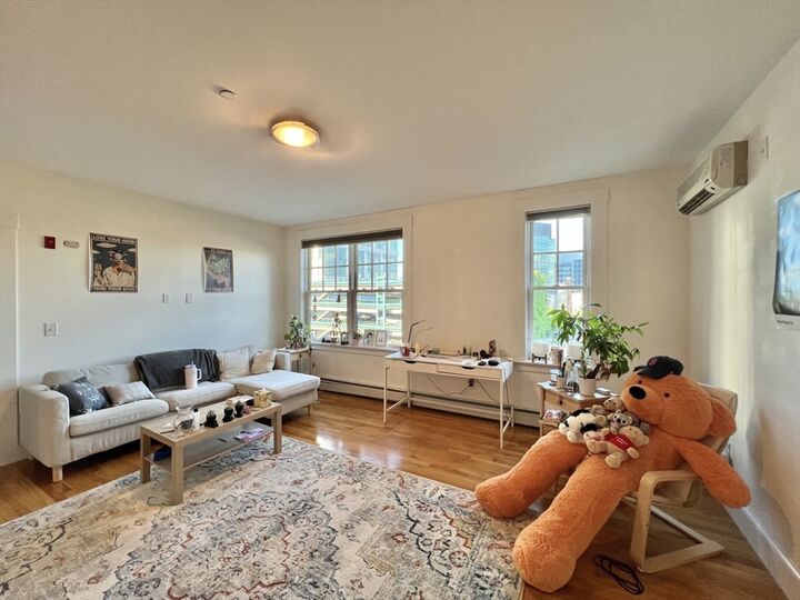 Property Photo:  432 Norfolk Street 4C  MA 02143 