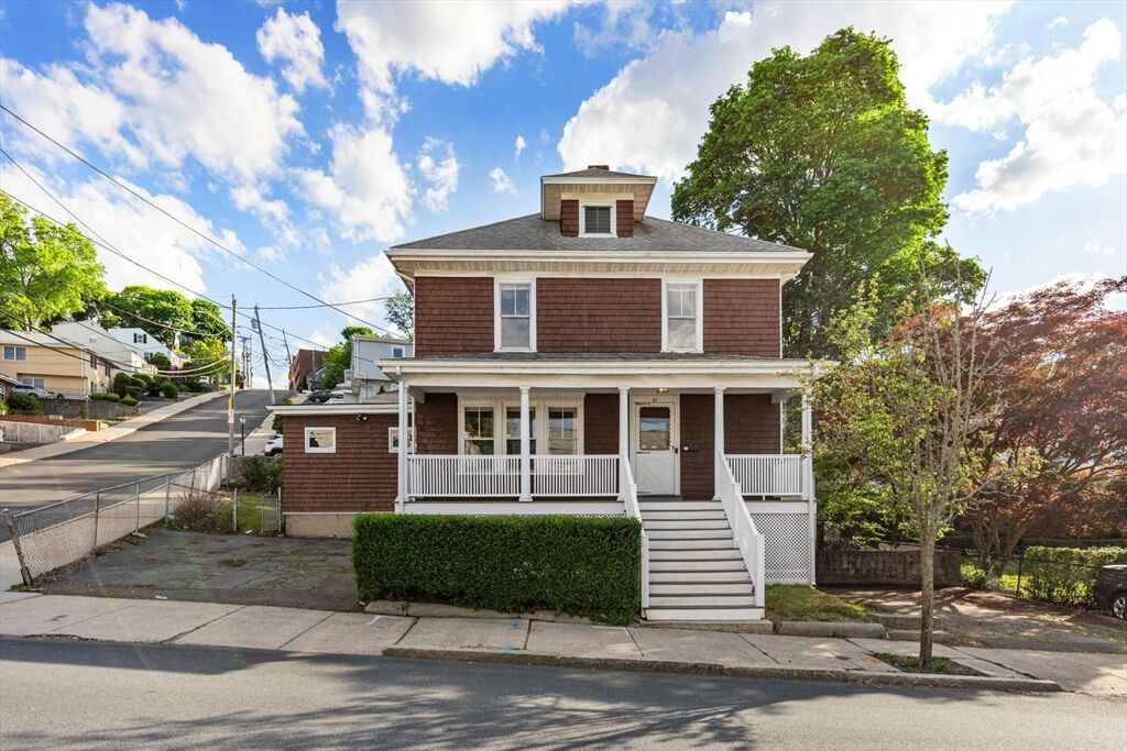 Property Photo:  83 Dartmouth Street  MA 02149 
