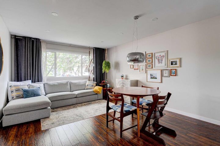 Property Photo: 1618 43 Street SW AB T3C 2A4