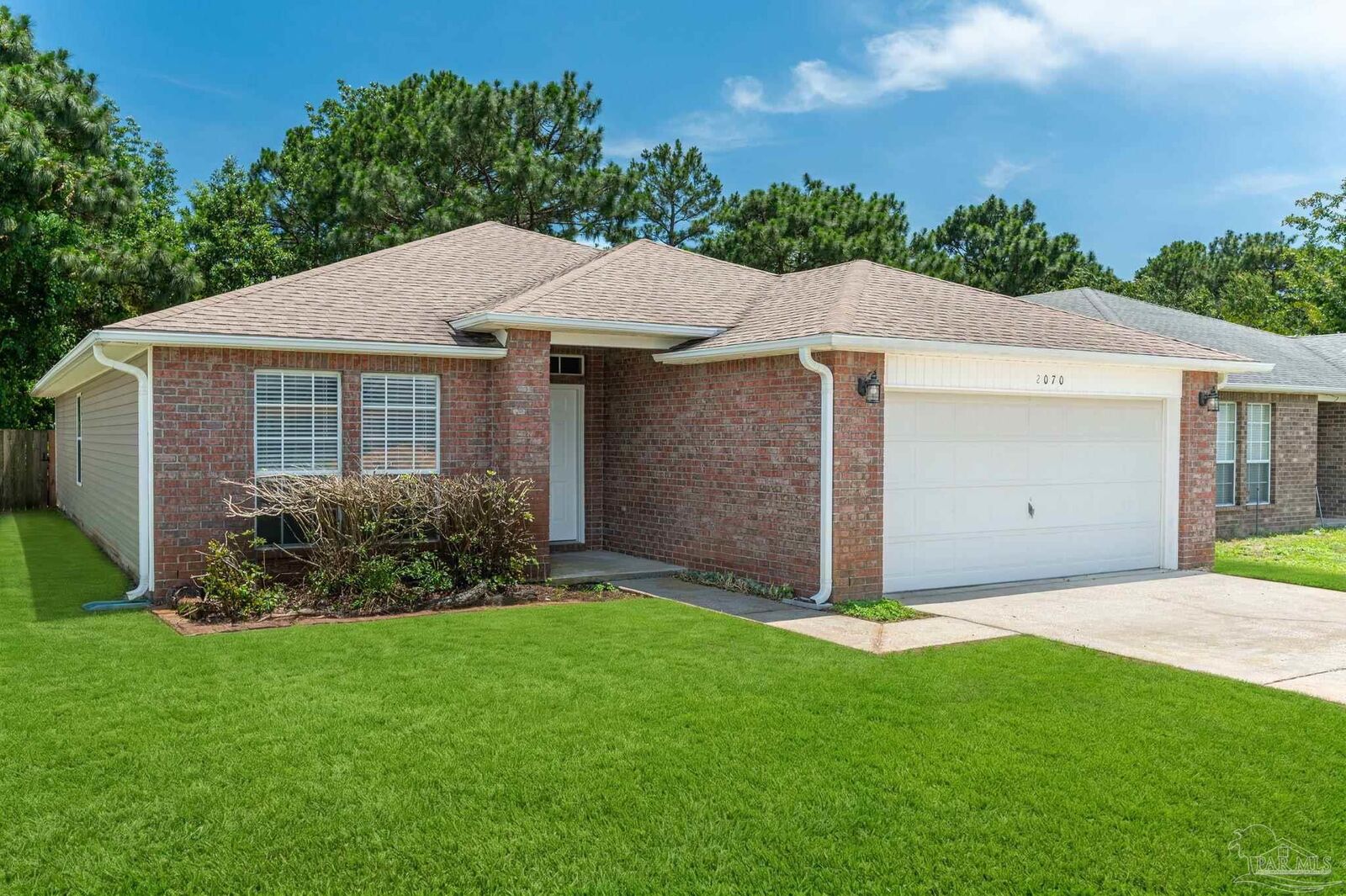 Property Photo: 2070 Catline Cir FL 32566