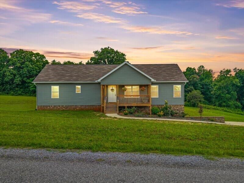 Property Photo:  120 County Road 891  TN 37331 