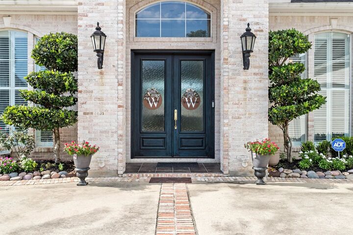 Property Photo:  4210 Brownstone Dr.  TX 77706 