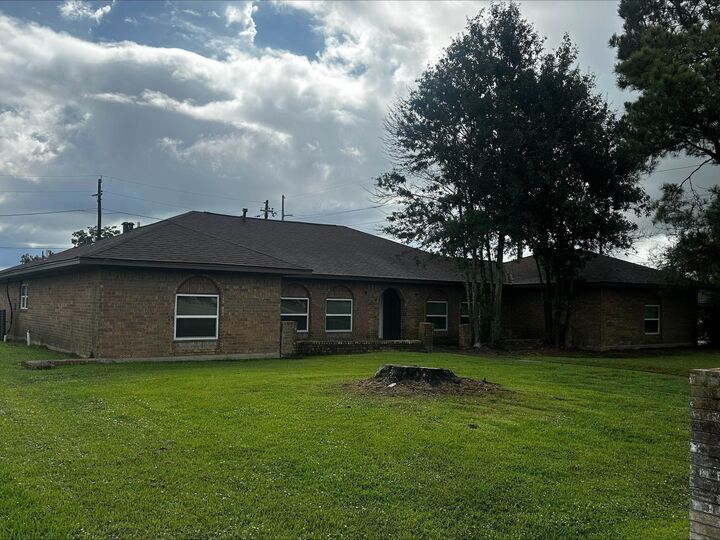 Property Photo:  4495 Beale  TX 77705-0000 