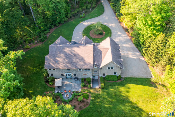Property Photo: 32 Lobdell Lane CT 06612