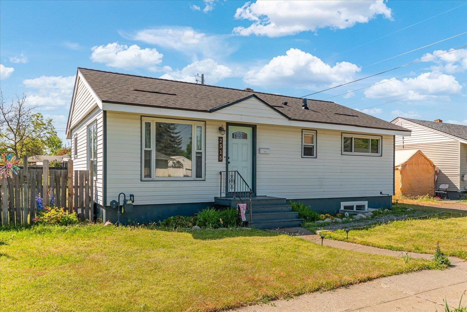 Property Photo: 2515 N Julia St WA 99217