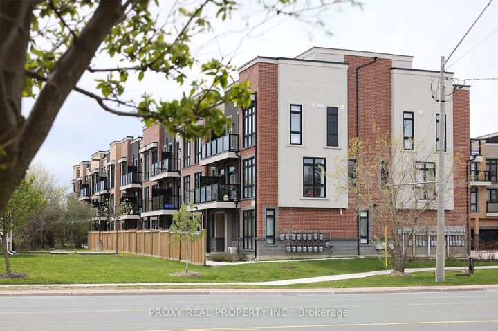 9 Phelps Lane 18 — photo 1