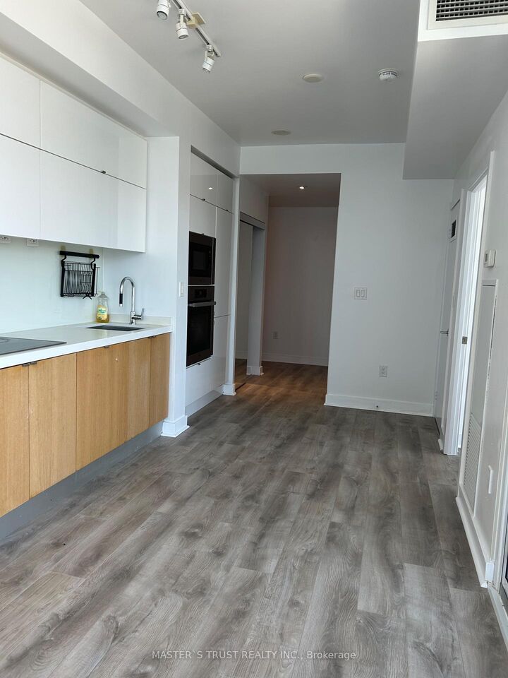 Property Photo: 21 Ice Boat Terrace 4202 ON M5V 4A9