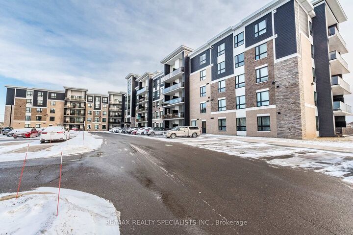 Property Photo: 640 Sauve Street 221 ON L9T 7E3