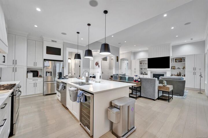 Property Photo: 2606 Andover Rd BC V9P 9K5