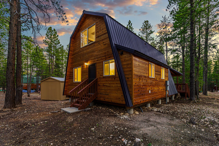 Property Photo: 1250 N Piute Dr UT 84762