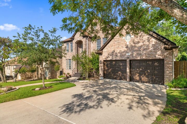 Property Photo:  1613 Churchwood Cove  TX 78746 