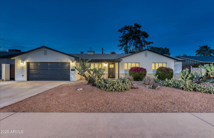 Property Photo:  6902 E Diamond Street  AZ 85257 