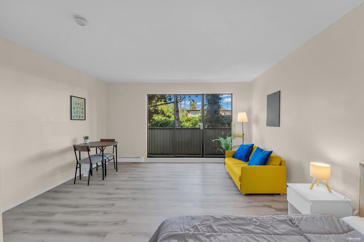 Photo de la propriété:  1296 W 70th Avenue 303  BC V6P 2Y5 