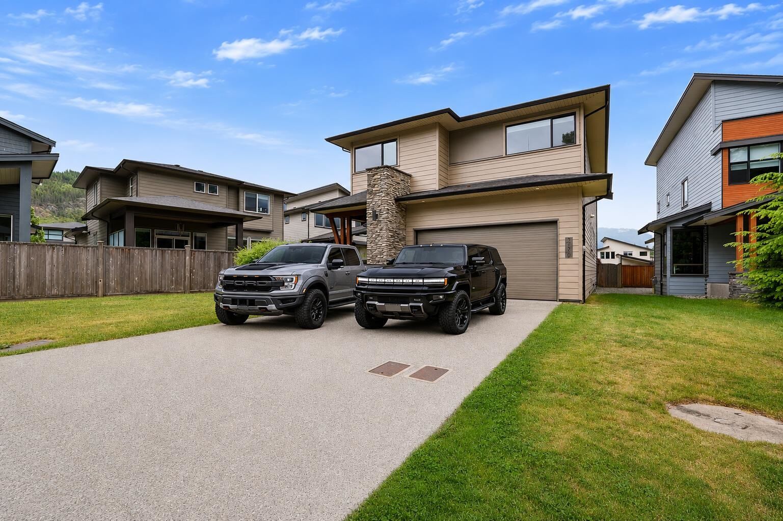 Property Photo:  39340 Falcon Crescent  BC V8B 0Y9 