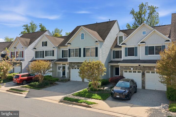 Property Photo: 1819 Hyden Place VA 22191