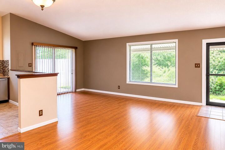 Property Photo:  62 Cable Hollow Way 38-4  MD 20774 