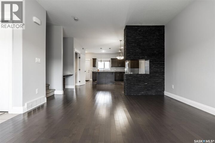 Property Photo:  18 111 Rosewood Gate N  SK S7V 0E5 