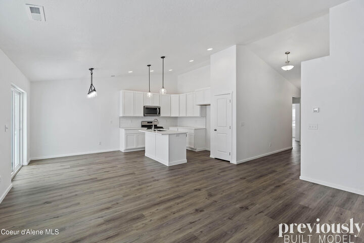Property Photo:  6096 Pelican Loop  ID 83858 