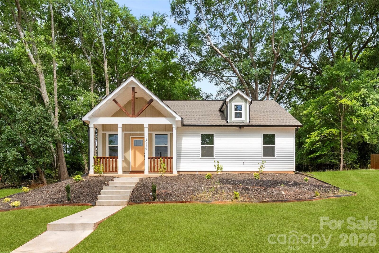 Property Photo:  1618 Eaves Road  NC 28152 