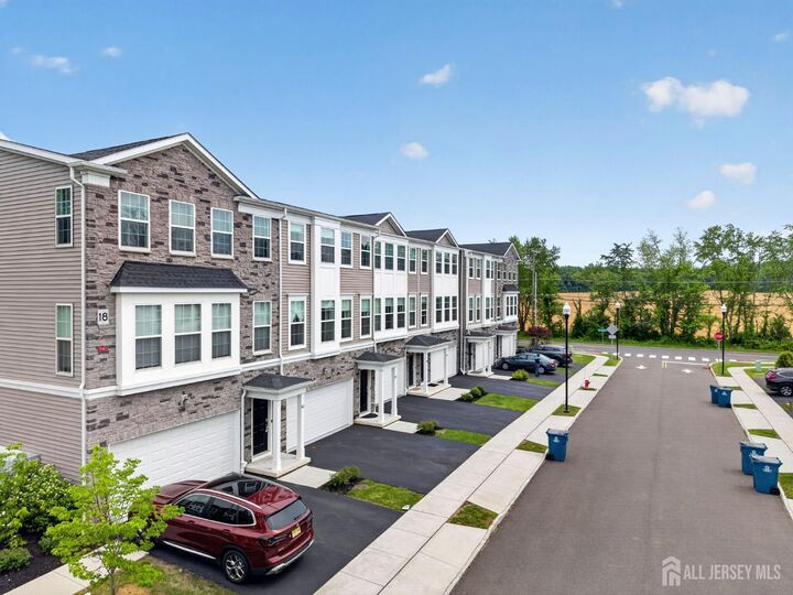 Property Photo:  1810 Swales Court  NJ 08831 