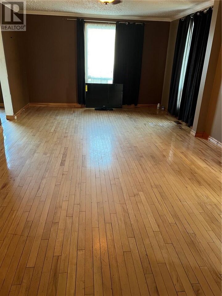 Property Photo:  266 Kathleen Street  ON P3C 2L8 