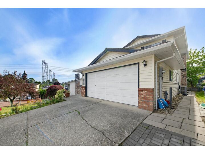 Property Photo:  3625 Nootka Street  BC V2T 5A2 