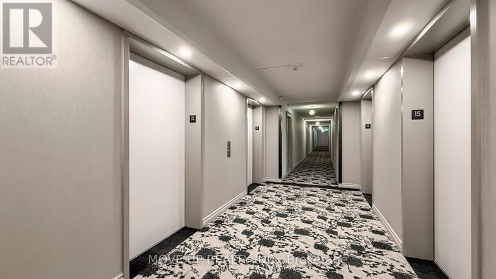 Property Photo: 5 Greystone Walk Drive 1511 ON M1K 5J5