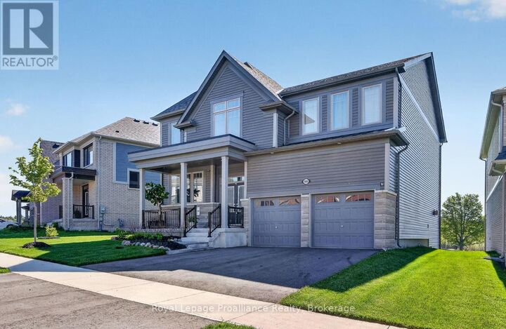 Property Photo:  998 Trailsview Avenue  ON K9A 4K3 