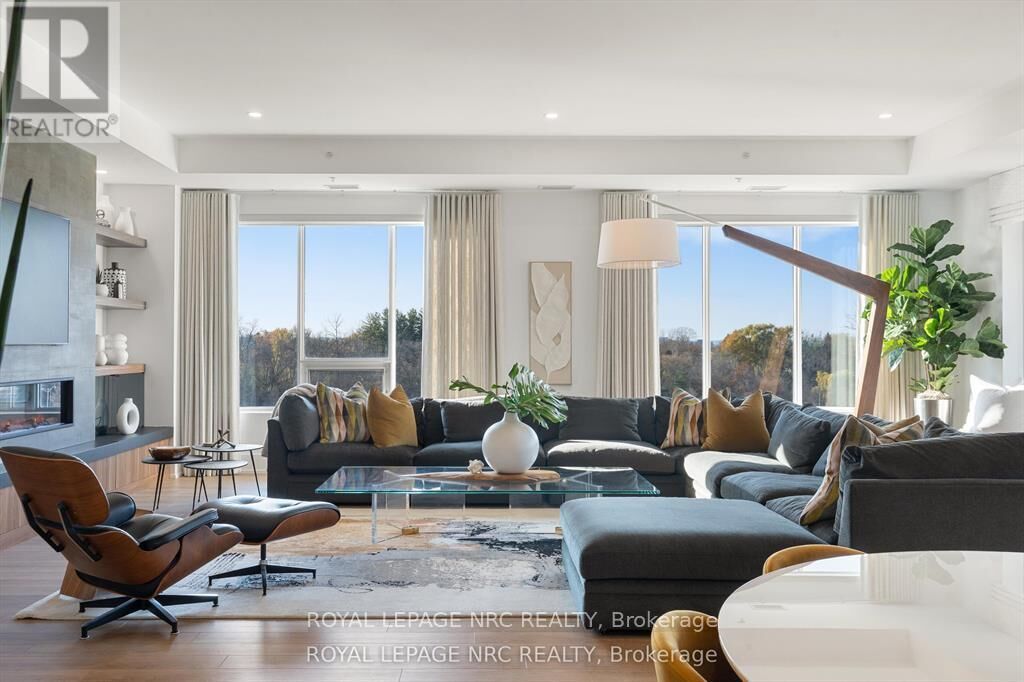 Property Photo: 77 Yates Street 601 ON L2R 0C4
