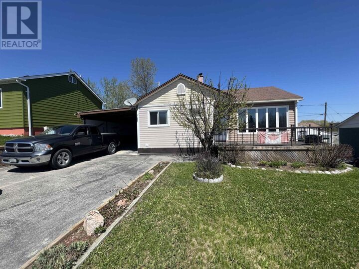 3 Falcon Drive — photo 1