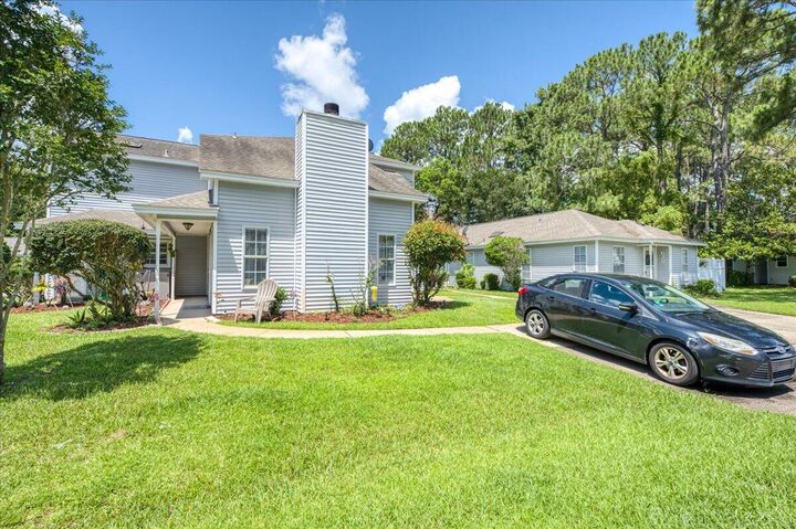 Property Photo:  626 Emerald Lane  FL 32547 