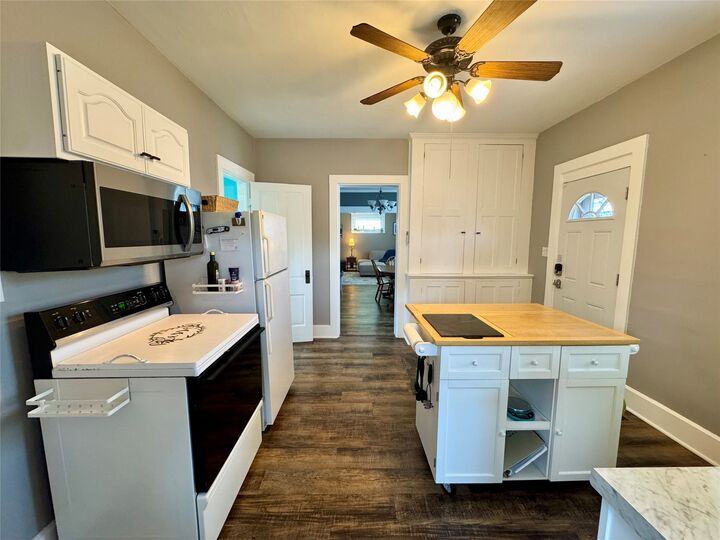 Property Photo:  933 Brown Avenue  PA 16502 
