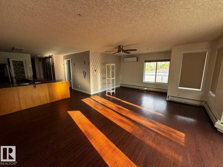 Property Photo: 10235 116 Street NW 301 AB T5K 1W3