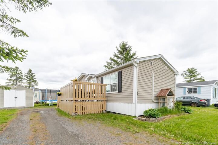 Property Photo:  2 Wood Avenue  NB E3B 6V5 