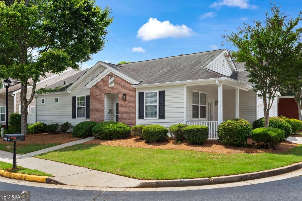 Property Photo: 196 Swanee Lane GA 30188