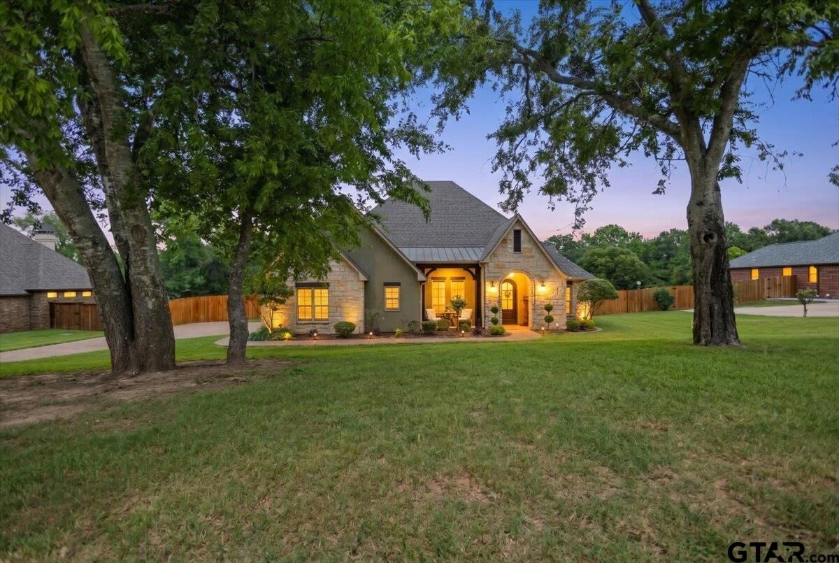 Property Photo:  320 Katima Ln  TX 75757 