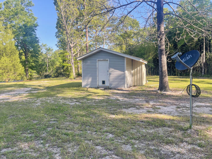 Property Photo: 55 Calvin Headley Rd. MS 39401