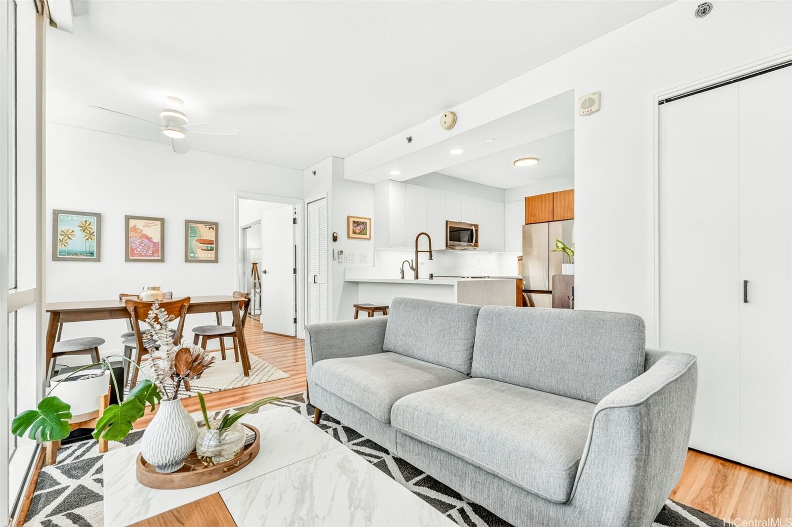 Property Photo:  909 Kapiolani Boulevard 2902  HI 96814 