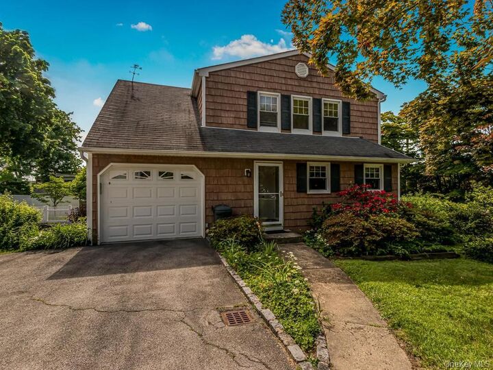 Property Photo:  211 Warren Avenue  NY 10532 