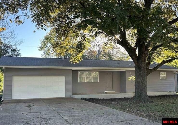 Property Photo: 83 Finch Drive AR 72653