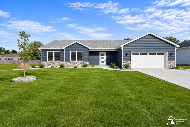 Property Photo:  15458 Eastwood Street  MI 48161 