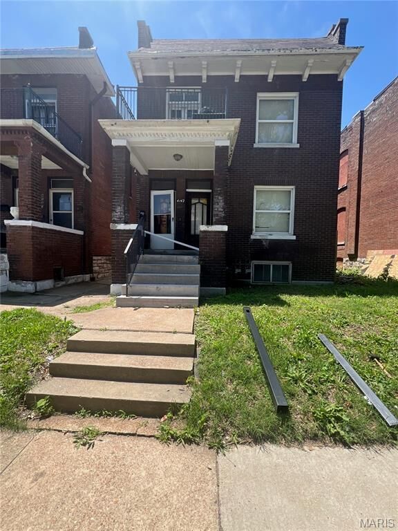 Property Photo: 4142 W Kossuth Avenue MO 63115
